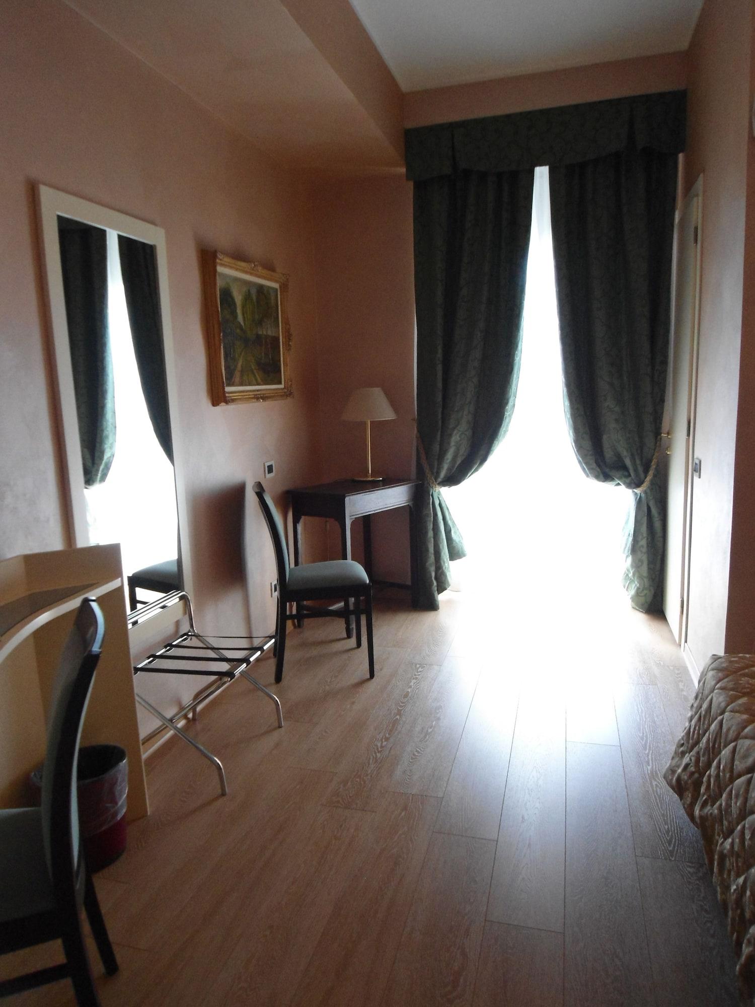 Continental 3*