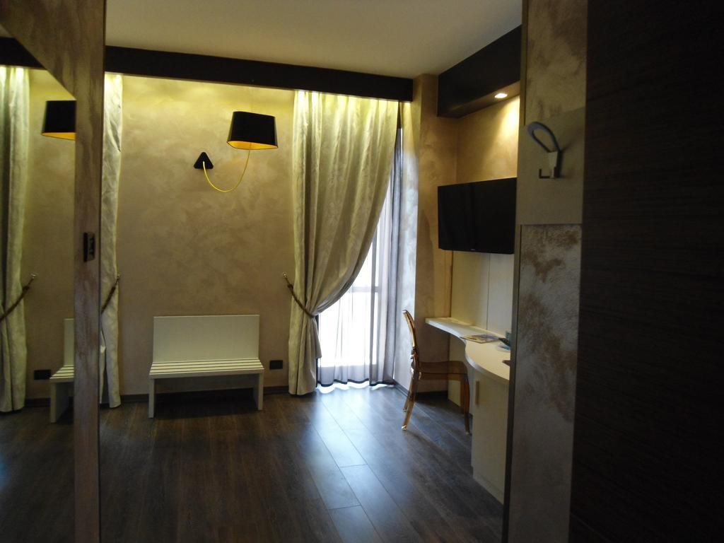 Continental Hotel
